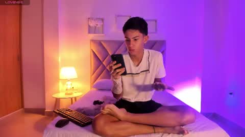 Snapshot of baby_noaht chatting on June 2026 02:17:02 PM baby_noaht online show from June 2026 02:17:02 PM