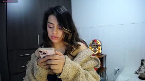 Snapshot of baby_roose chatting on January 2025 12:55:02 AM Baby online show from January 2025 12:55:02 AM
