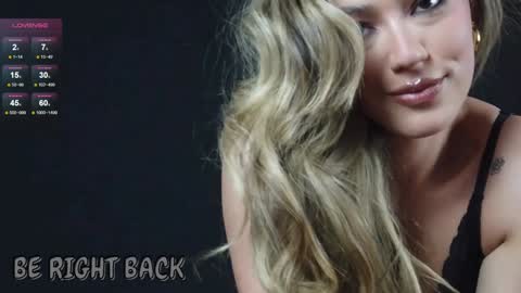  Baby Sammyy  online show from December 2025 10:17:02 PM