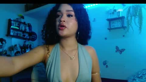 babybombom08 online show from March 2026 12:12:01 AM