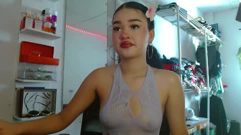 Snapshot of babybombom08 chatting on June 2026 07:15:02 PM babybombom08 online show from June 2026 07:15:02 PM