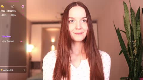 Kira online show from April 2026 09:52:01 PM