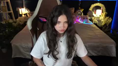 Snapshot of babyflowerr chatting on June 2026 07:02:02 PM Sasha online show from June 2026 07:02:02 PM