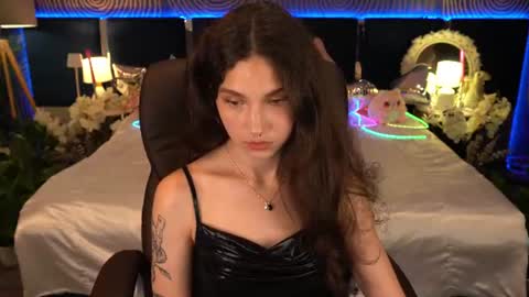 Snapshot of babyflowerr chatting on June 2026 06:53:02 PM Sasha online show from June 2026 06:53:02 PM