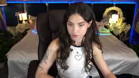 Snapshot of babyflowerr chatting on June 2026 06:56:01 PM Sasha online show from June 2026 06:56:01 PM