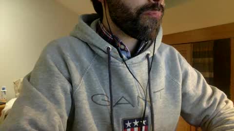 Snapshot of babyhardy chatting on December 2024 11:56:01 PM Tom A. online show from December 2024 11:56:01 PM