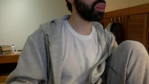 Snapshot of babyhardy chatting on December 2024 11:44:02 AM Tom A. online show from December 2024 11:44:02 AM