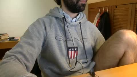 Snapshot of babyhardy chatting on January 2025 12:09:01 PM Tom A. online show from January 2025 12:09:01 PM