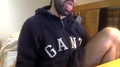 Snapshot of babyhardy chatting on January 2025 11:21:02 AM Tom A. online show from January 2025 11:21:02 AM