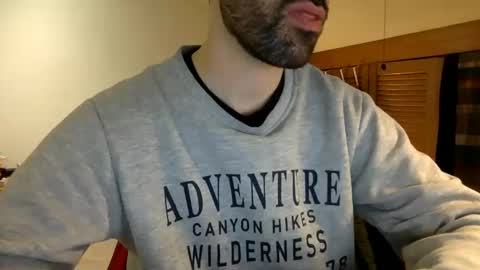 Snapshot of babyhardy chatting on January 2025 01:25:02 PM Tom A. online show from January 2025 01:25:02 PM