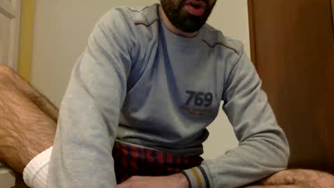 Snapshot of babyhardy chatting on February 2025 11:21:02 PM Tom A. online show from February 2025 11:21:02 PM