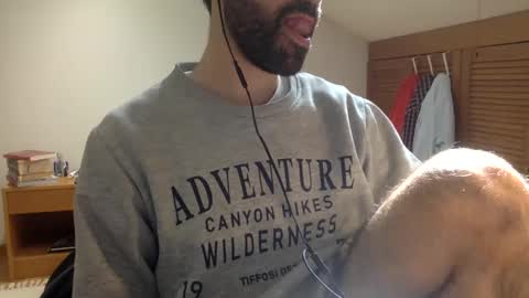 Snapshot of babyhardy chatting on March 2025 02:51:02 PM Tom A. online show from March 2025 02:51:02 PM