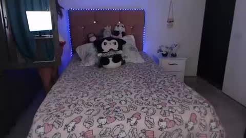 Snapshot of babykathia_ chatting on June 2026 01:10:02 AM kathisaenz online show from June 2026 01:10:02 AM