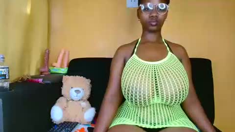 babyluciax online show from May 2026 12:22:02 PM