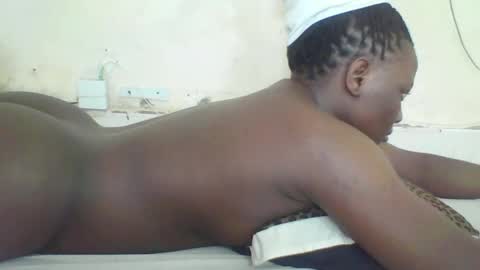 Snapshot of babymolly2 chatting on May 2026 03:28:02 PM Rossy Kwekwe online show from May 2026 03:28:02 PM