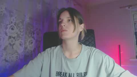 Snapshot of babymuro4ka chatting on December 2025 07:00:01 PM Sonya online show from December 2025 07:00:01 PM