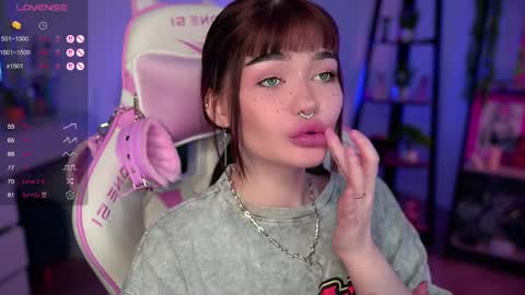 Nika online show from March 2025 11:22:02 PM