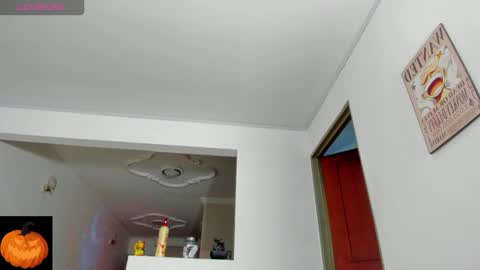 Snapshot of babysittert chatting on October 2025 06:30:01 AM babysittert online show from October 2025 06:30:01 AM