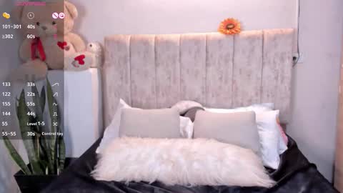 Snapshot of babysophiee chatting on November 2025 09:26:02 PM sophie online show from November 2025 09:26:02 PM