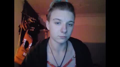 Honey online show from December 2025 09:23:02 PM