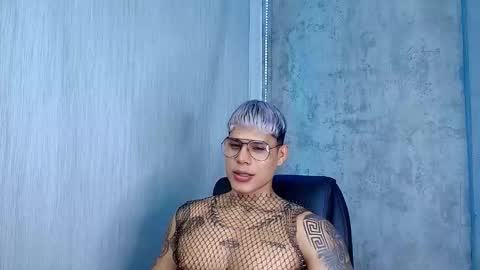 bad_boytoh online show from February 2026 01:38:02 PM