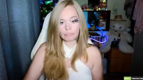 Snapshot of bad_girl009 chatting on December 2025 07:53:02 PM Lin online show from December 2025 07:53:02 PM