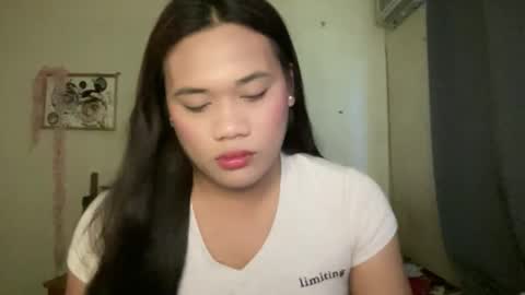 AMARA - FOLLOW ME AND THUMBS UP online show from April 2026 01:56:01 AM