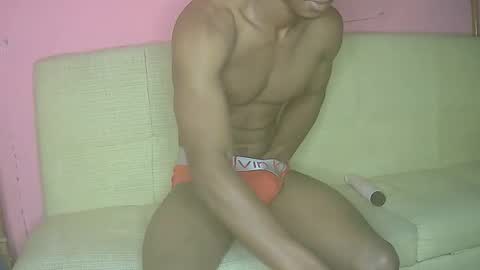 badaddo910342 online show from February 2026 04:27:01 AM