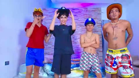 Snapshot of badboy_twinks chatting on October 2025 01:39:01 AM badboy_twinks online show from October 2025 01:39:01 AM