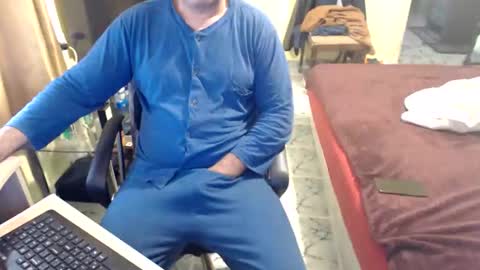 badbulgaro online show from November 2025 02:41:01 PM