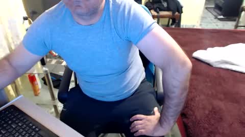 badbulgaro online show from March 2026 04:43:01 PM