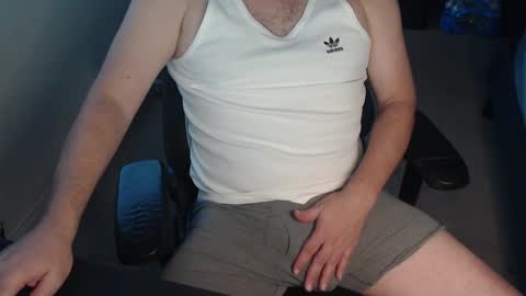 baddaddy77 online show from September 2025 01:11:01 AM