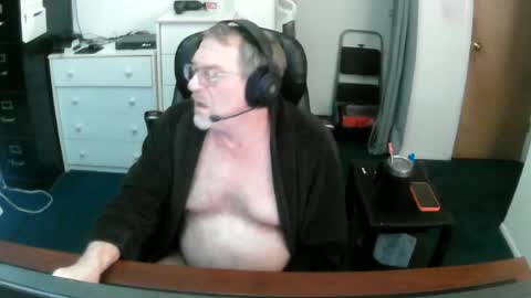 Snapshot of baddass60 chatting on June 2026 04:00:02 AM SexyBaddass online show from June 2026 04:00:02 AM