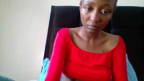 Snapshot of baddie_bunnie chatting on December 2025 02:01:01 PM baddie_bunnie online show from December 2025 02:01:01 PM