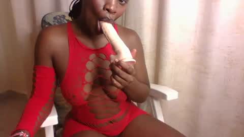 Snapshot of badgal_riri254 chatting on January 2025 06:05:01 AM Youngmiss online show from January 2025 06:05:01 AM