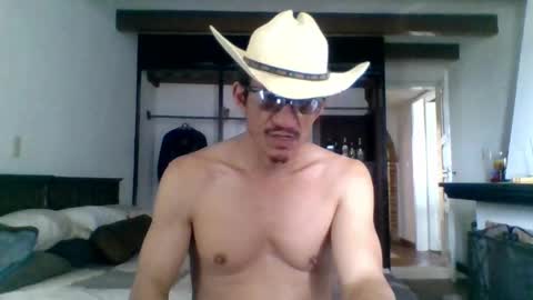 Mexican livin Off the Wall online show from April 2026 06:50:01 PM