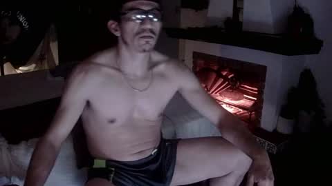 Mexican livin Off the Wall online show from June 2026 08:46:02 AM