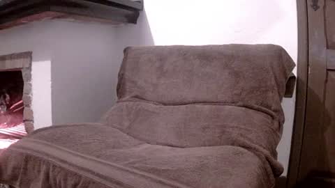 Mexican livin Off the Wall online show from June 2026 05:53:02 AM