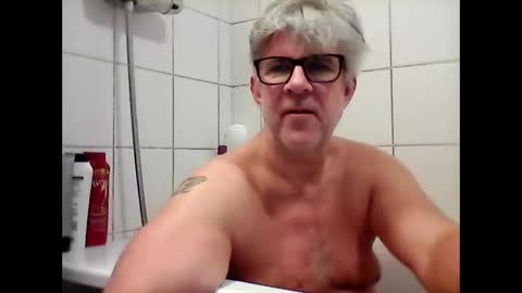 baggelina75 online show from January 2025 05:34:01 PM