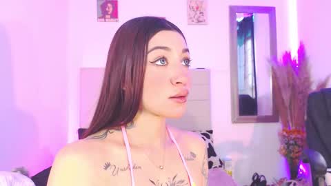 Snapshot of bahianawood chatting on November 2025 01:33:02 PM bahianawood online show from November 2025 01:33:02 PM