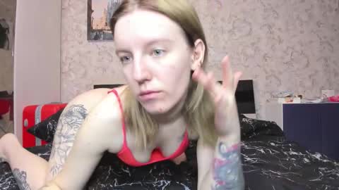 holly online show from October 2025 03:34:01 PM