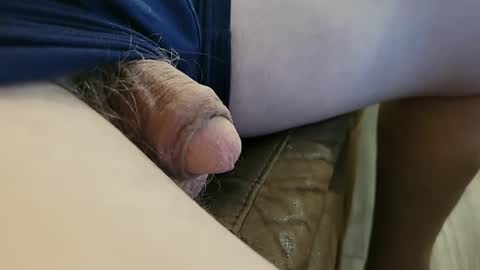 bald_bone online show from November 2025 07:52:01 AM