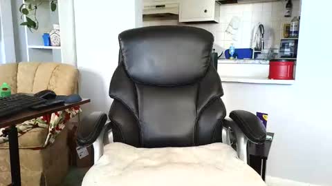 Snapshot of baldafterdark chatting on October 2025 03:11:02 PM Anthony online show from October 2025 03:11:02 PM