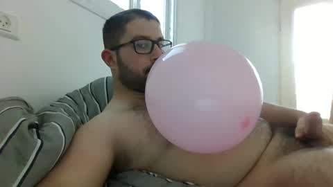 Snapshot of balloonman835316 chatting on March 2025 12:54:02 PM balloonman835316 online show from March 2025 12:54:02 PM
