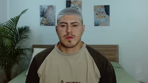 Andres -  online show from February 2025 01:57:02 AM