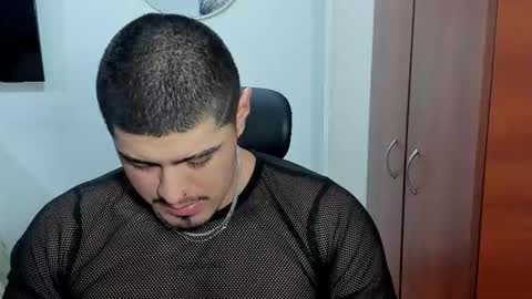 Andres -  online show from October 2025 02:15:01 AM