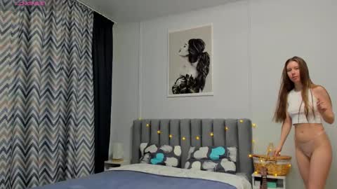 Snapshot of bam_bi chatting on February 2025 04:26:01 PM Kira online show from February 2025 04:26:01 PM