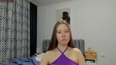 Snapshot of bam_bi chatting on March 2025 04:02:02 AM Kira online show from March 2025 04:02:02 AM