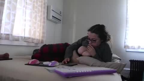 bambiboo8113 online show from December 2025 08:06:02 PM