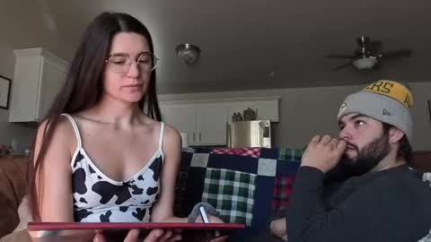 bambifarrina online show from November 2025 04:34:02 PM